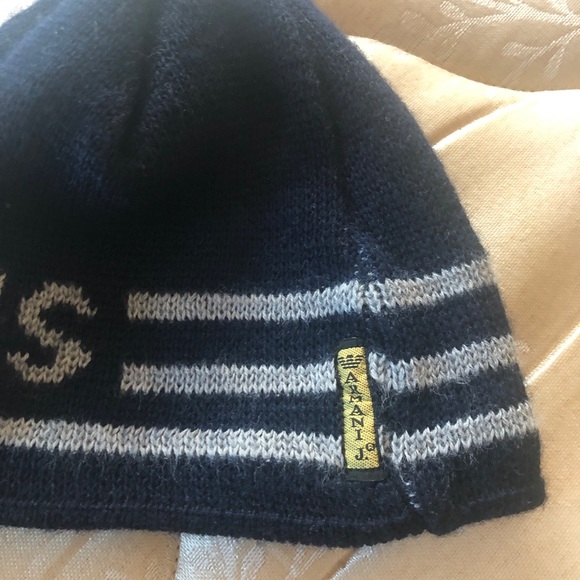 Armani Jeans Beanie - Picture 2 of 3